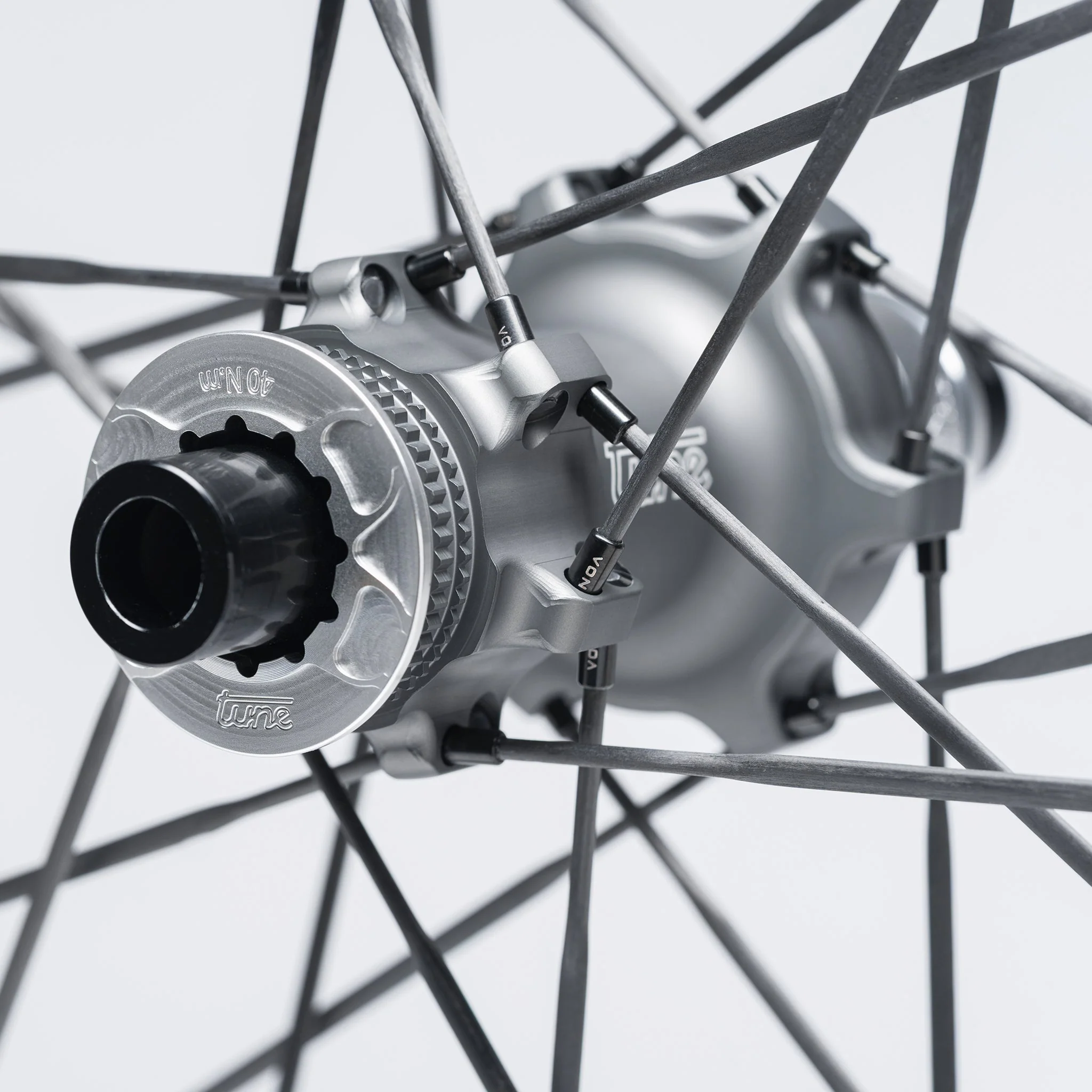 Reserve Turbulent Aero 42/49 SL Tune Naben + Carbon Speichen
